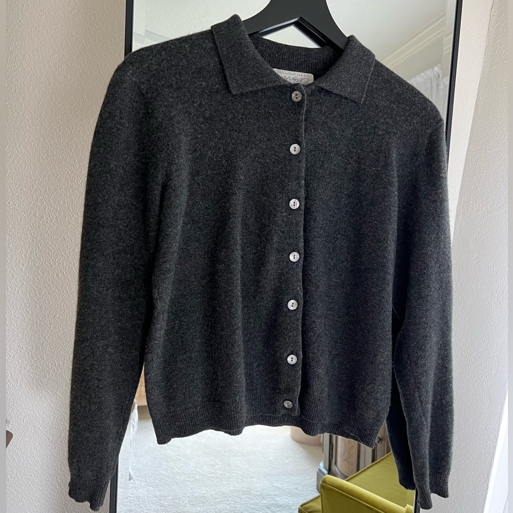 Vintage Lord and Taylor Cashmere Button Up Grey Mother of Pearl